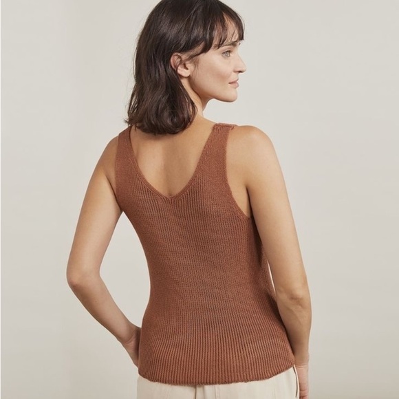 Elizabeth and James Coffee Cafe Sleeveless Sweater - Picture 2 of 6